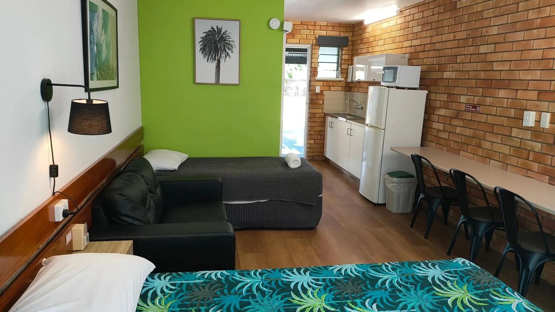 Shelly Beach Motel Hervey Bay